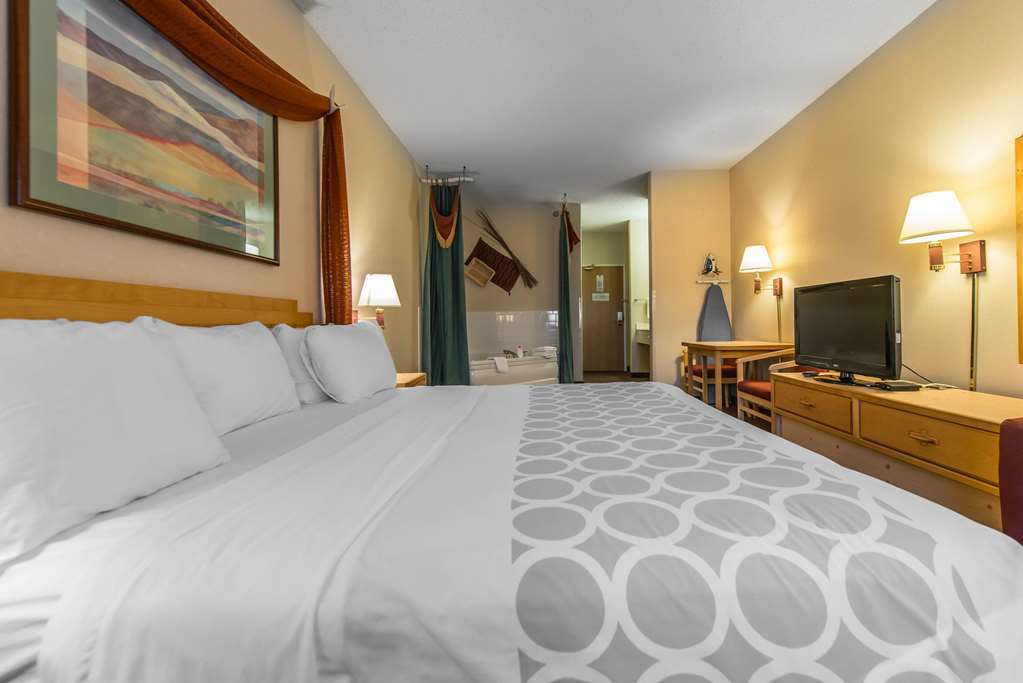 Quality Inn & Suites West Pueblo Zimmer foto